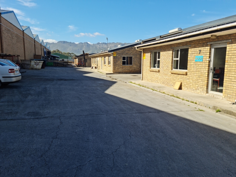 To Let commercial Property for Rent in Broadlands Western Cape